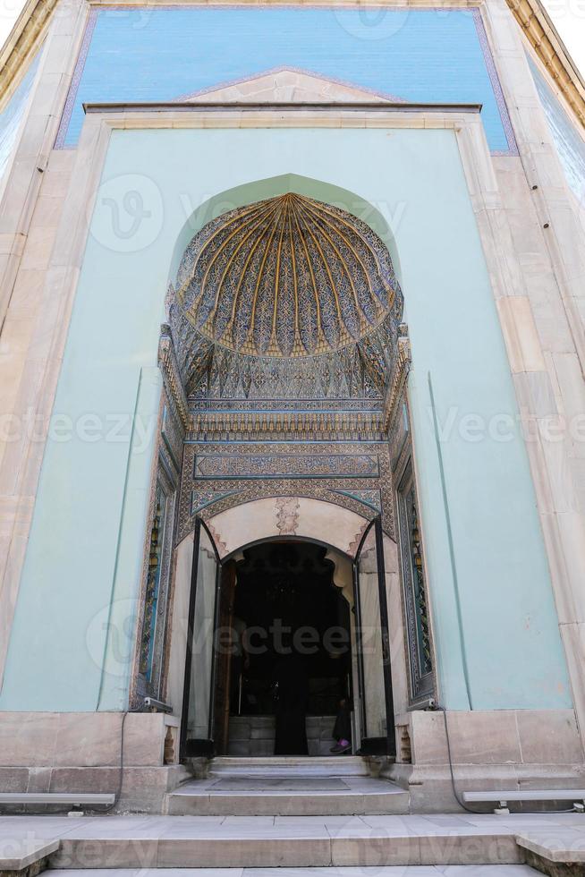 groene tombe in bursa city foto