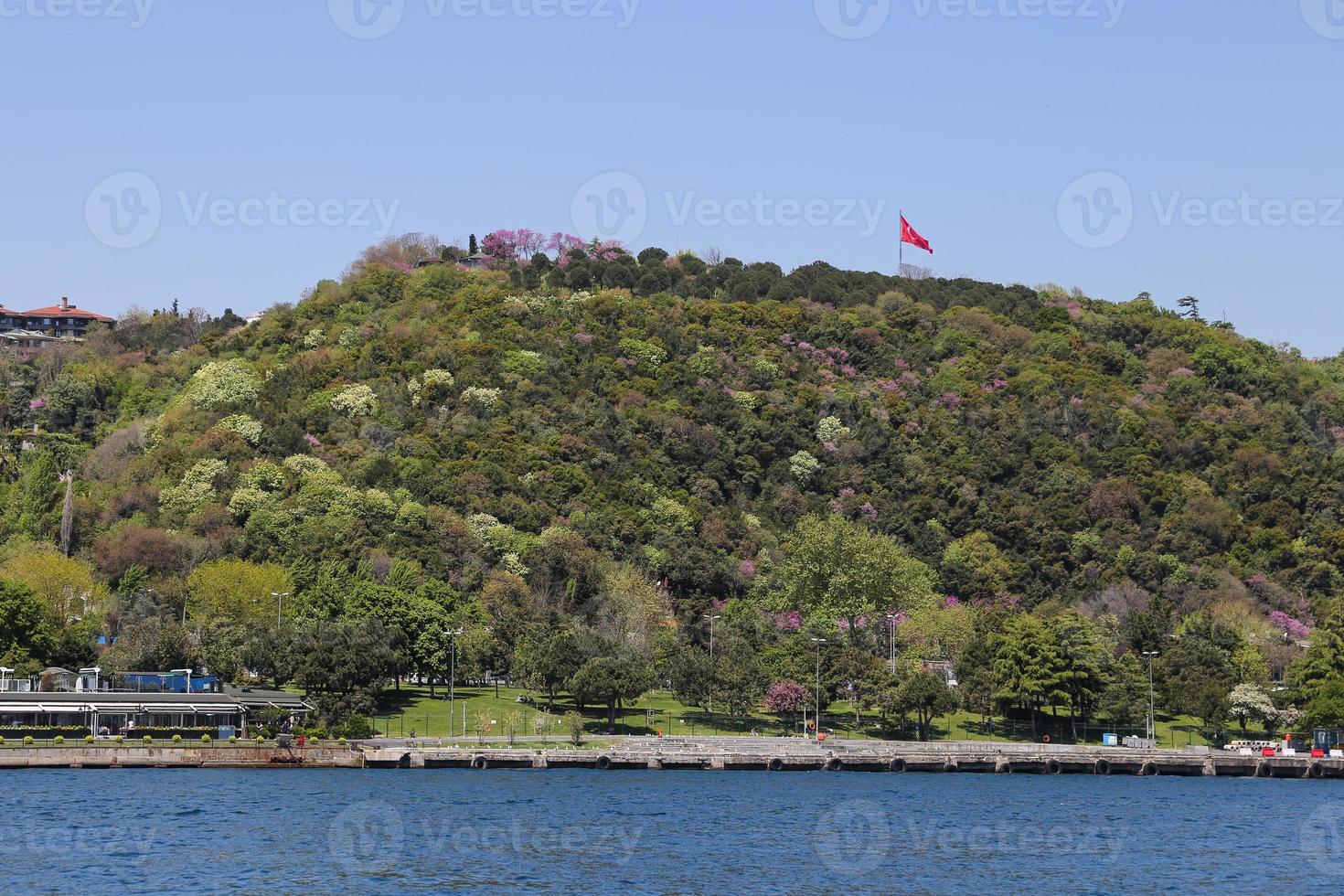 heuvel in de stad istanbul, turkije foto