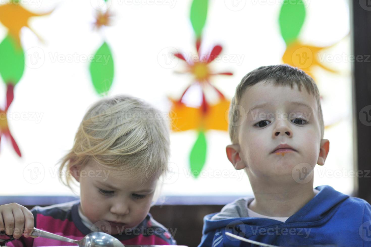 voorschoolse kinderen foto