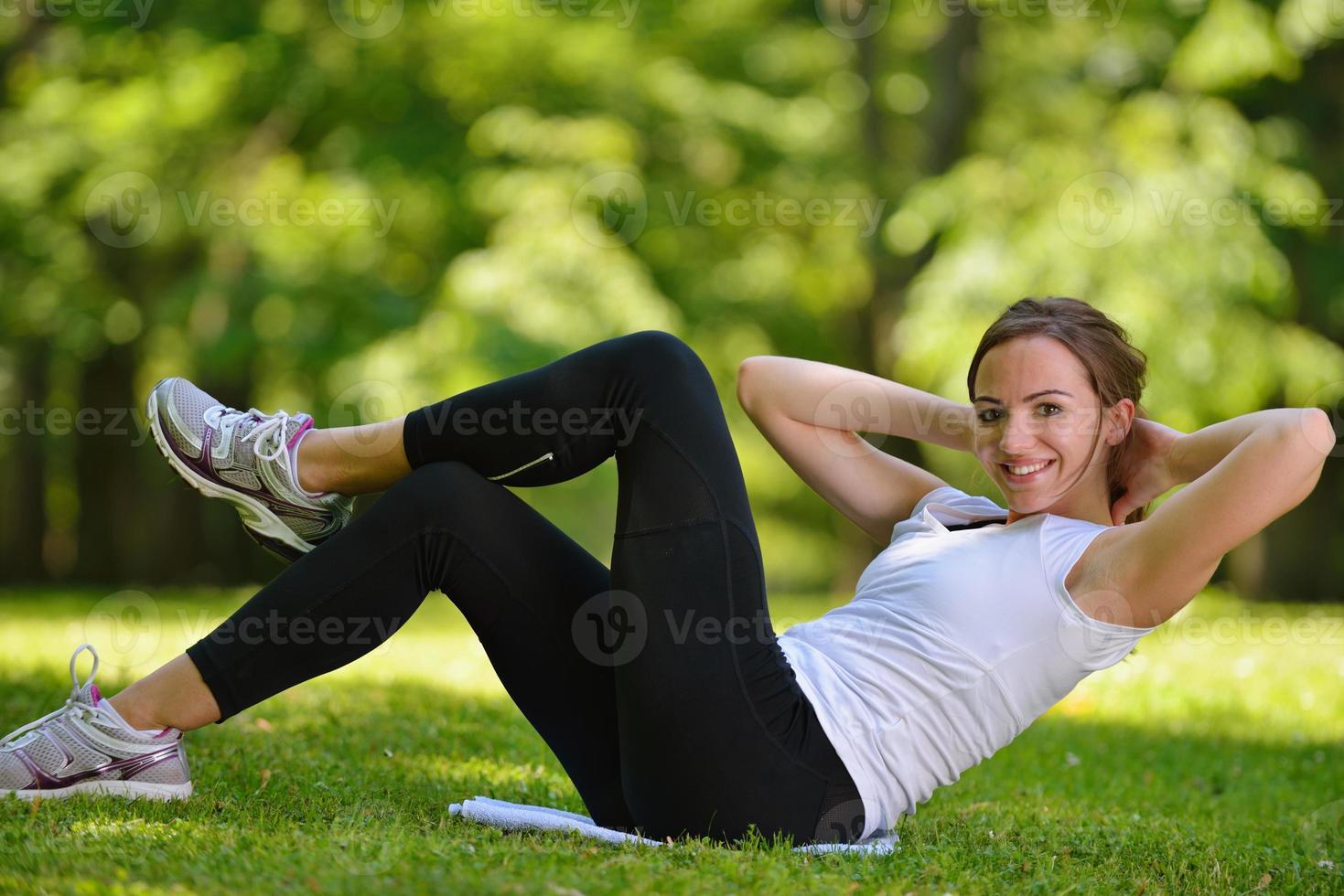 jong stel joggen foto