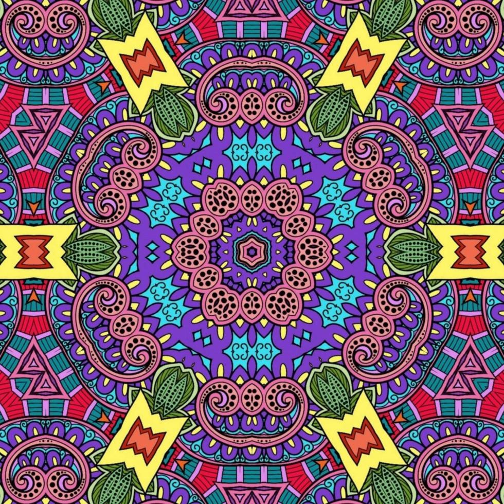 kleurrijk mandala bloemenpatroon boho symmetrisch 652 foto