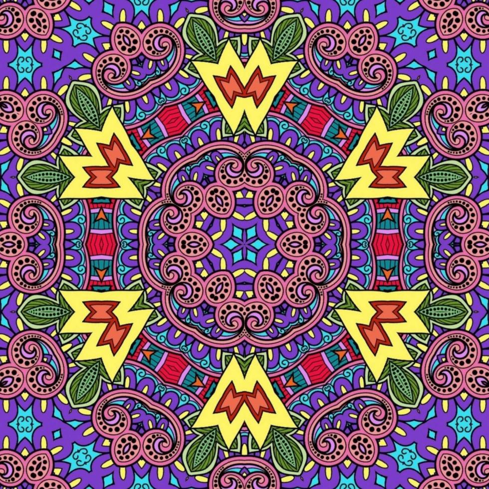 kleurrijk mandala bloemenpatroon boho symmetrisch 738 foto