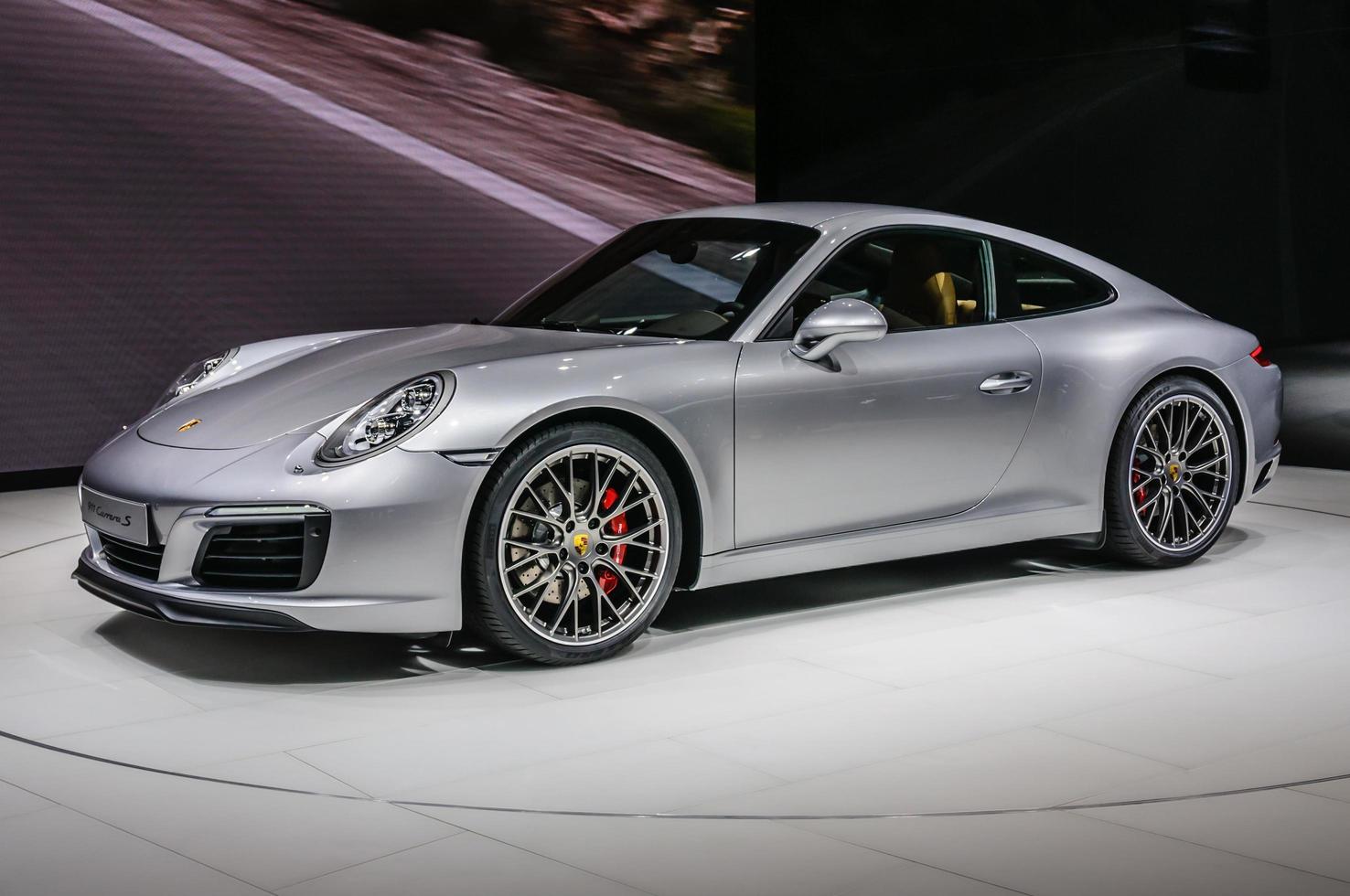 frankfurt - sept 2015 porsche 911 991 carrera s coupé gepresenteerd foto