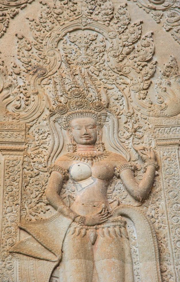 de apsara steen beeldhouwwerk in de hoek van Angkor wat de wereld grootste religieus plaats in de wereld van siem oogsten provincie, Cambodja. apsara's is een type van vrouw geest in Hindoe cultuur. foto