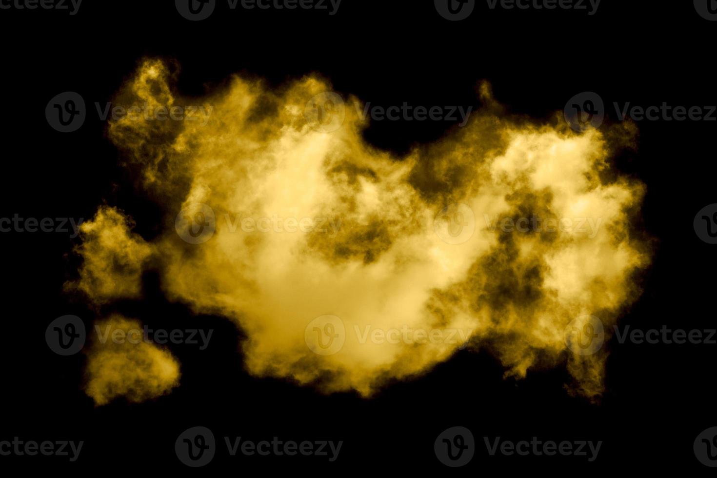 getextureerde wolk, abstract gouden, geïsoleerde Aan zwart achtergrond foto