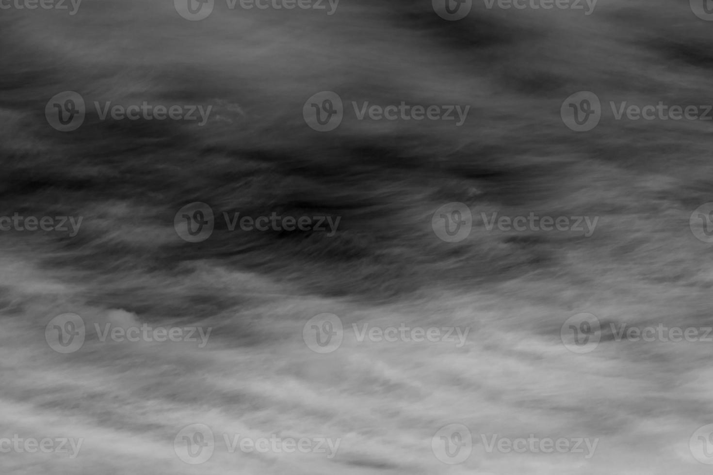 getextureerde wolk, abstract zwart, geïsoleerd Aan zwart achtergrond foto