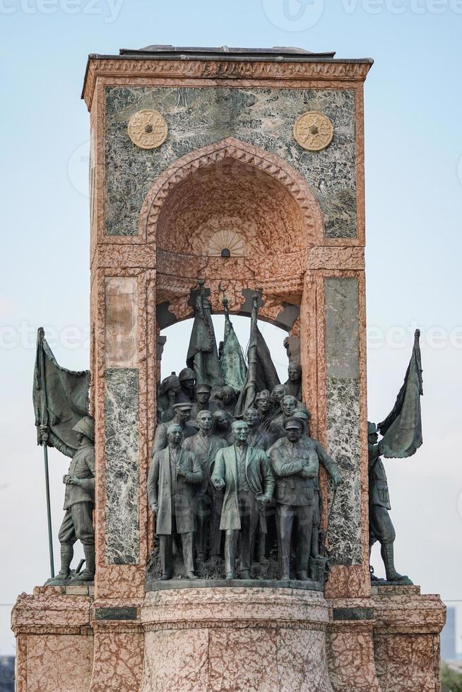 Taksim republiek monument in Istanbul, turkiye foto