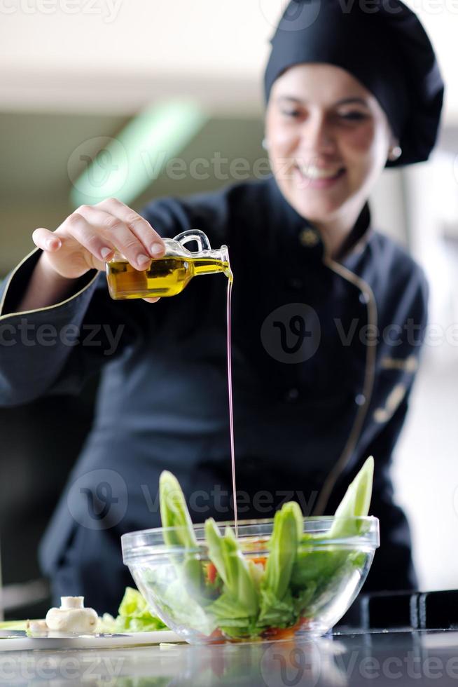 chef-kok maaltijd bereiden foto