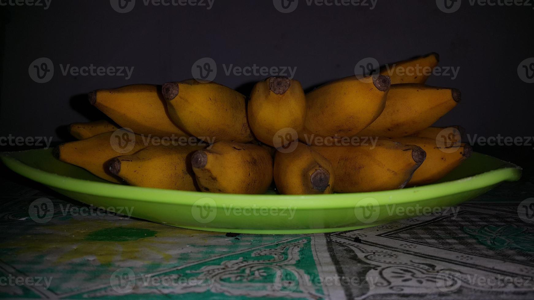 gemakkelijk foto van heerlijk bananen
