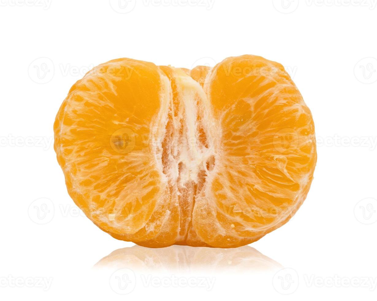oranje geïsoleerd Aan de wit achtergrond, thais fruit foto