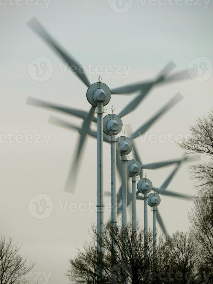 windmolens in actie foto