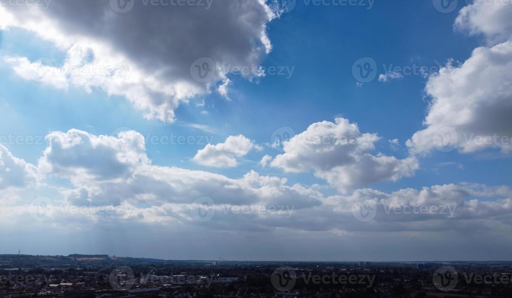 meest mooi antenne visie van dramatisch wolken foto