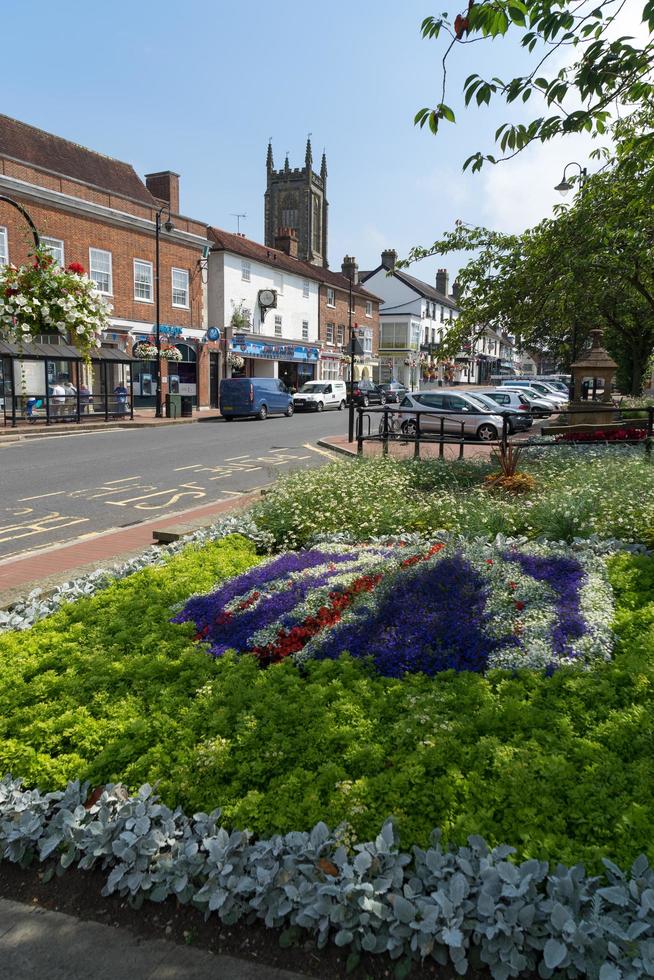 oosten- grijns, west sussex, uk, 2014. bloem Scherm in oosten- grijns hoog straat foto