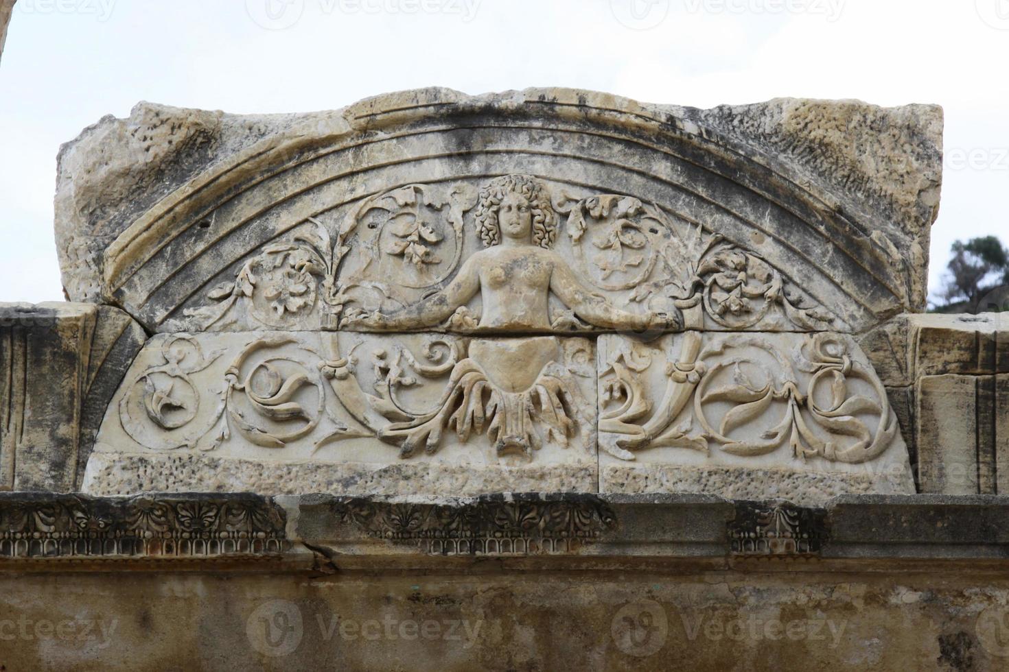 hadrianus tempel efeze, izmir, kalkoen foto