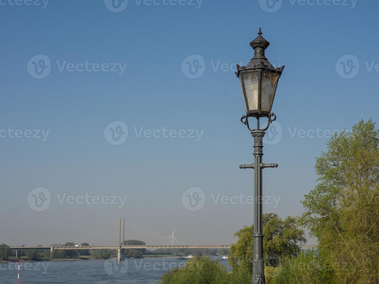 rees Bij de Rijn rivier- foto