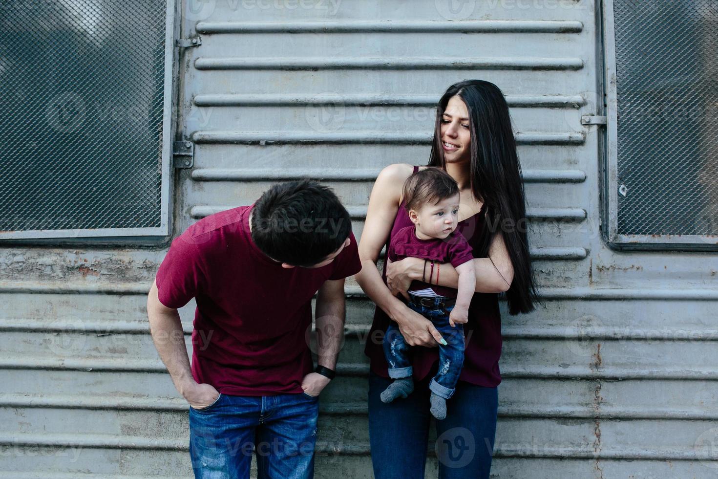 jong familie met een kind foto