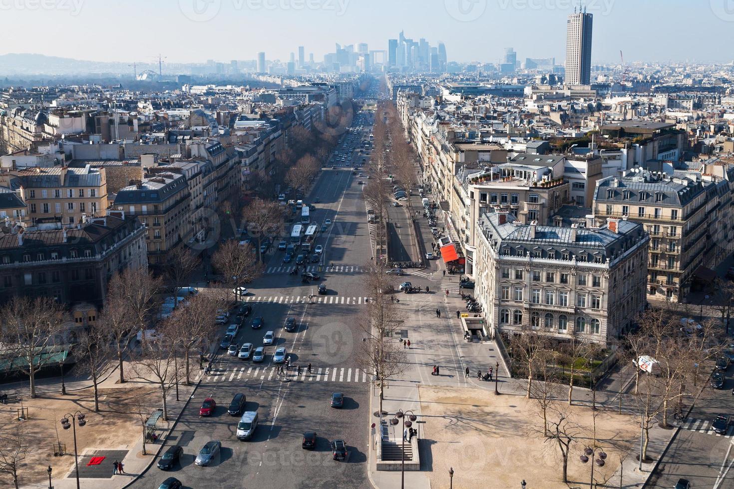 bovenstaand visie van Laan de la grande armee in Parijs foto