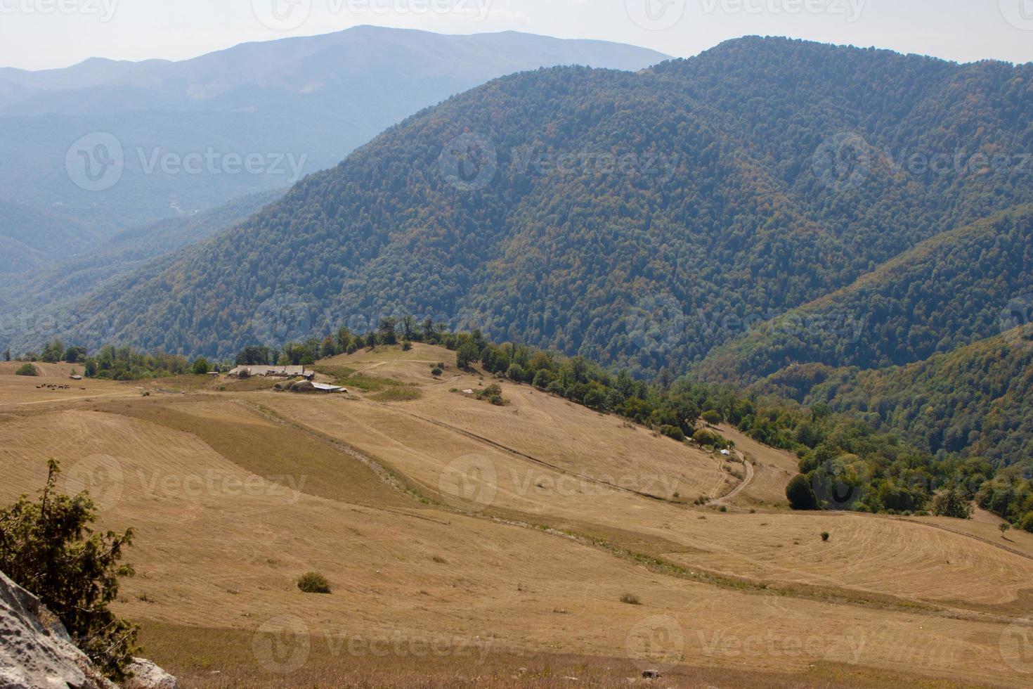 ijevan bergen, vallen bergen landschap Armenië foto