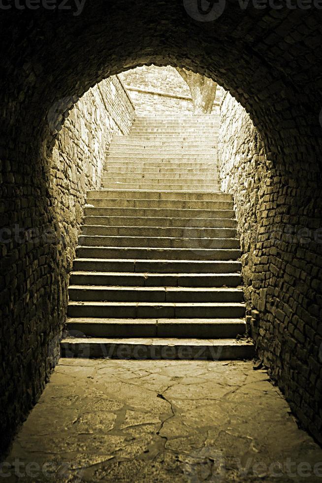 oude bakstenen tunnel foto