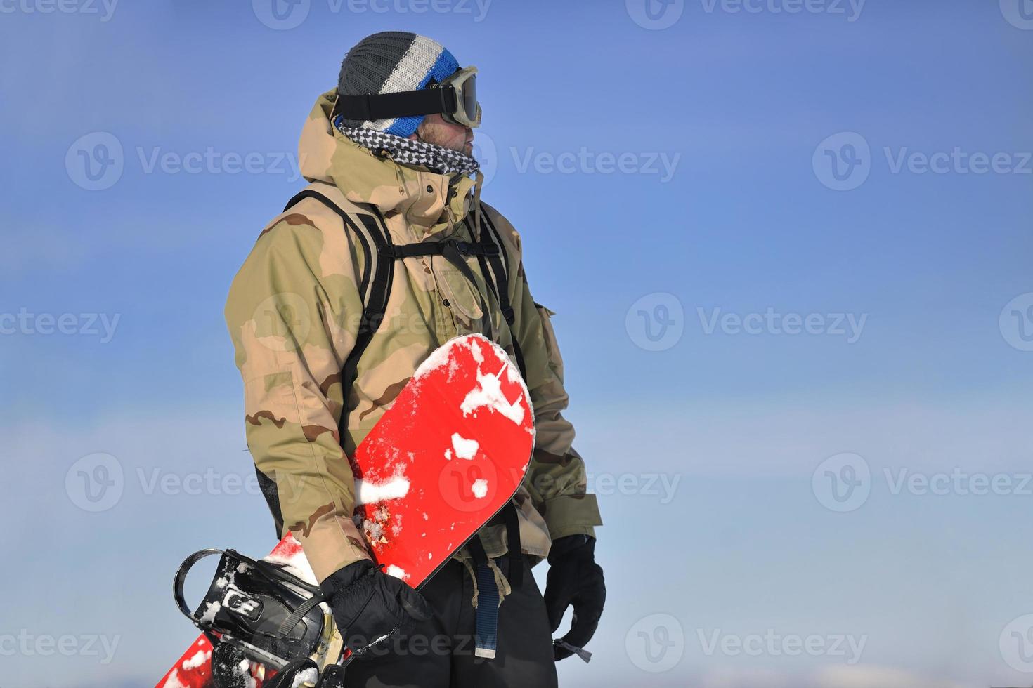 skiër Aan berg foto