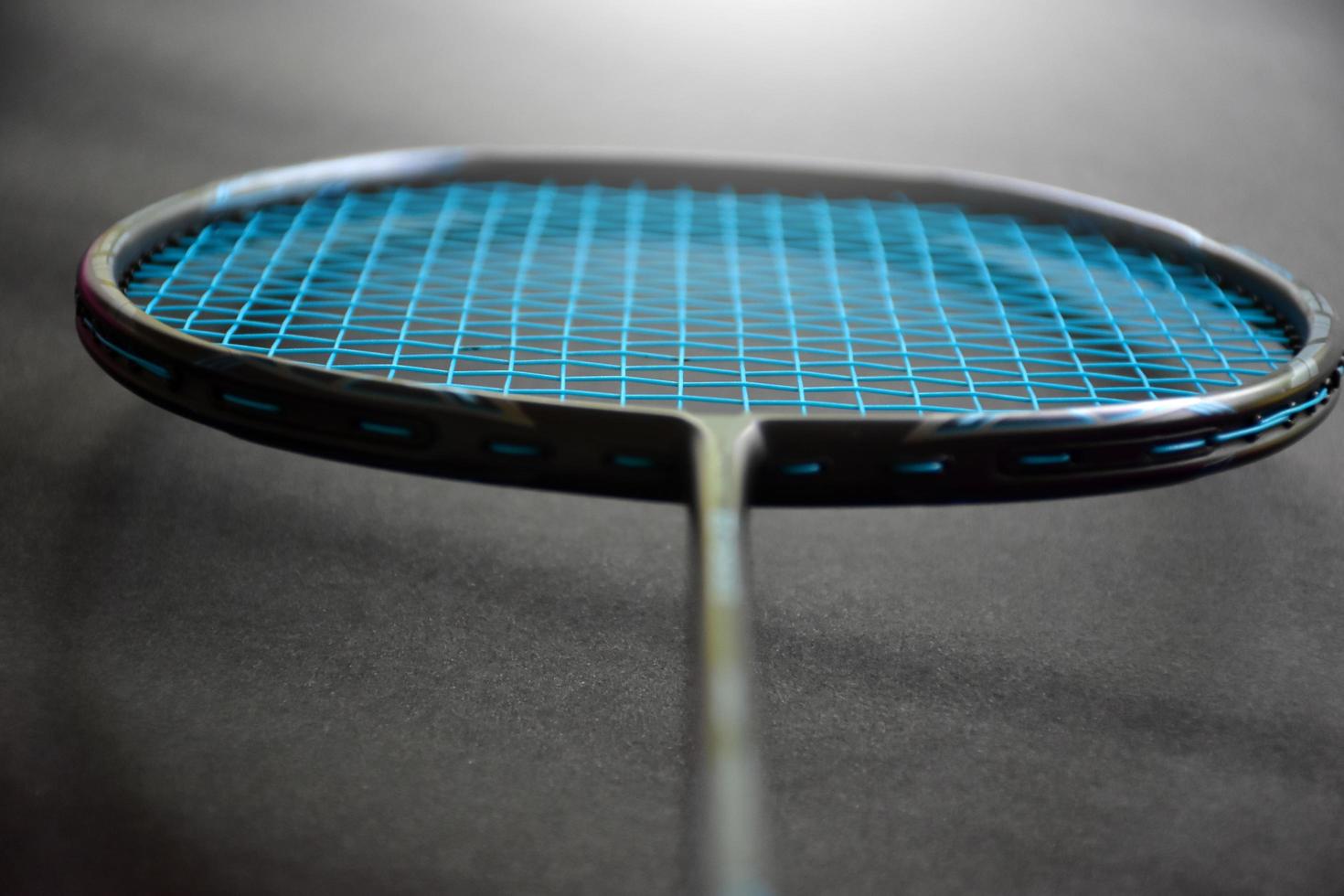 badminton shuttles en badminton rackets foto