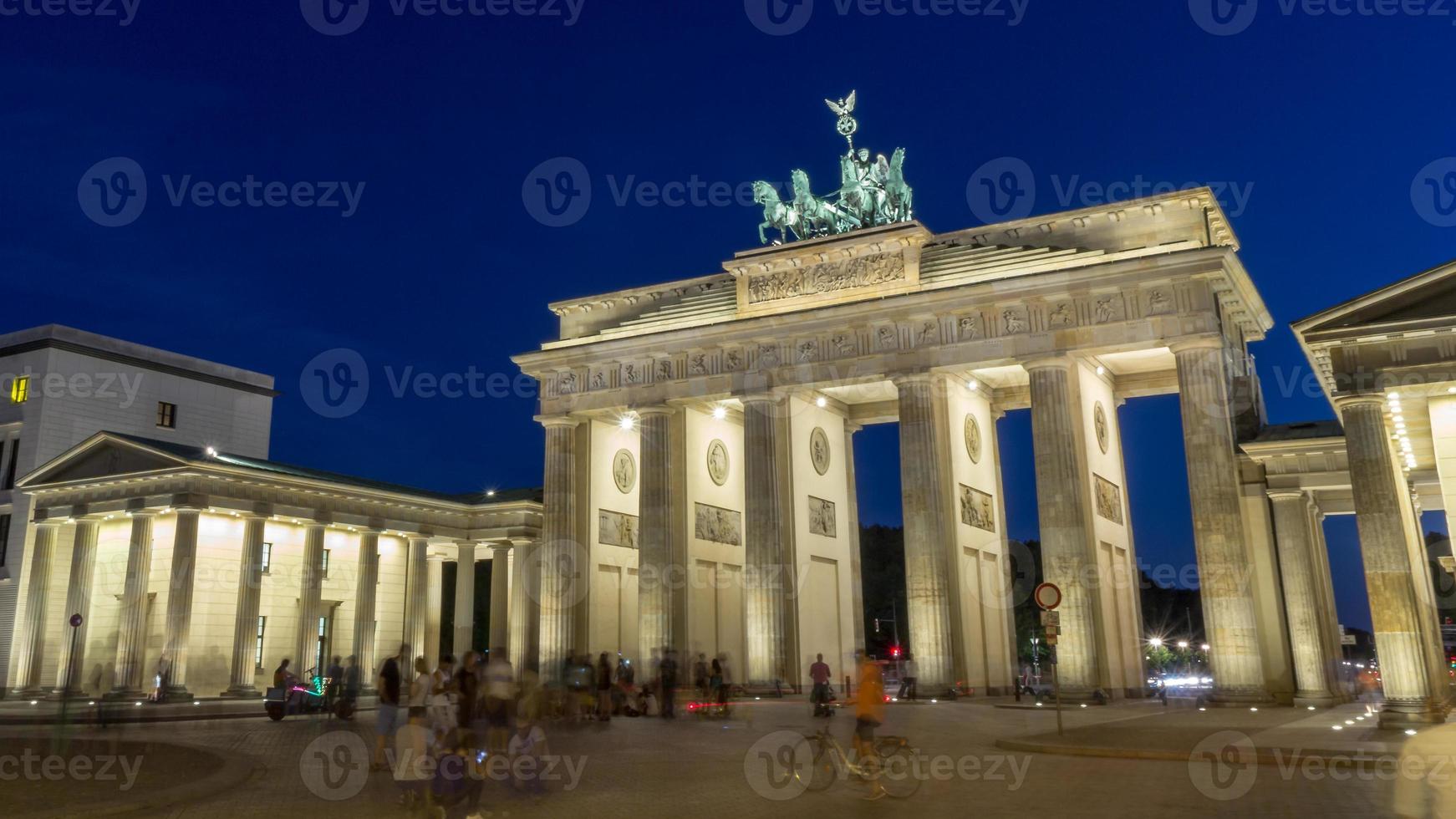 Brandenburger Tor bij nacht, belin foto