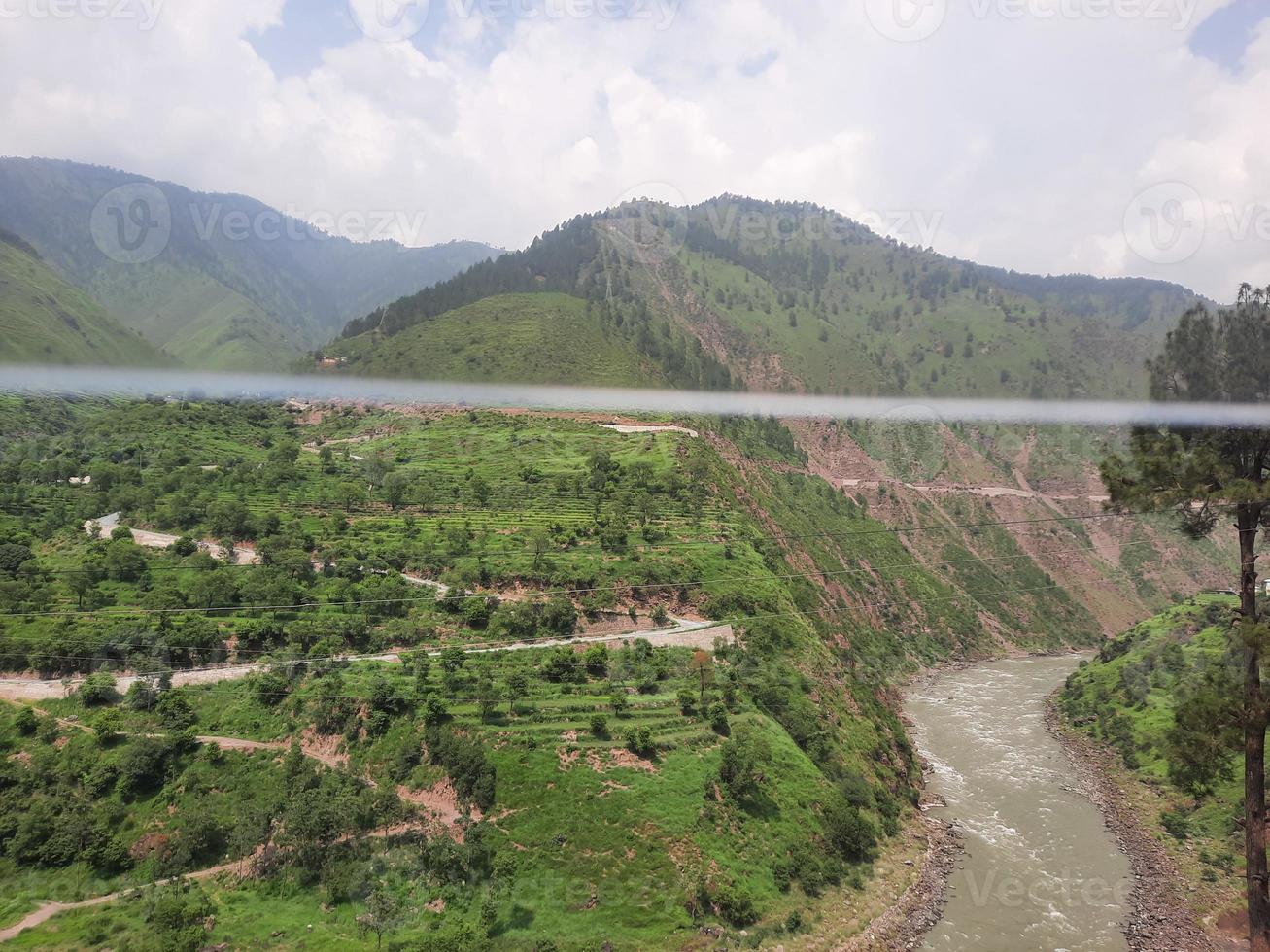 Pakistan is een mooi land van groen valleien, hoog bergen en lang rivieren. de natuurlijk schoonheid van Pakistan is betoverend. foto