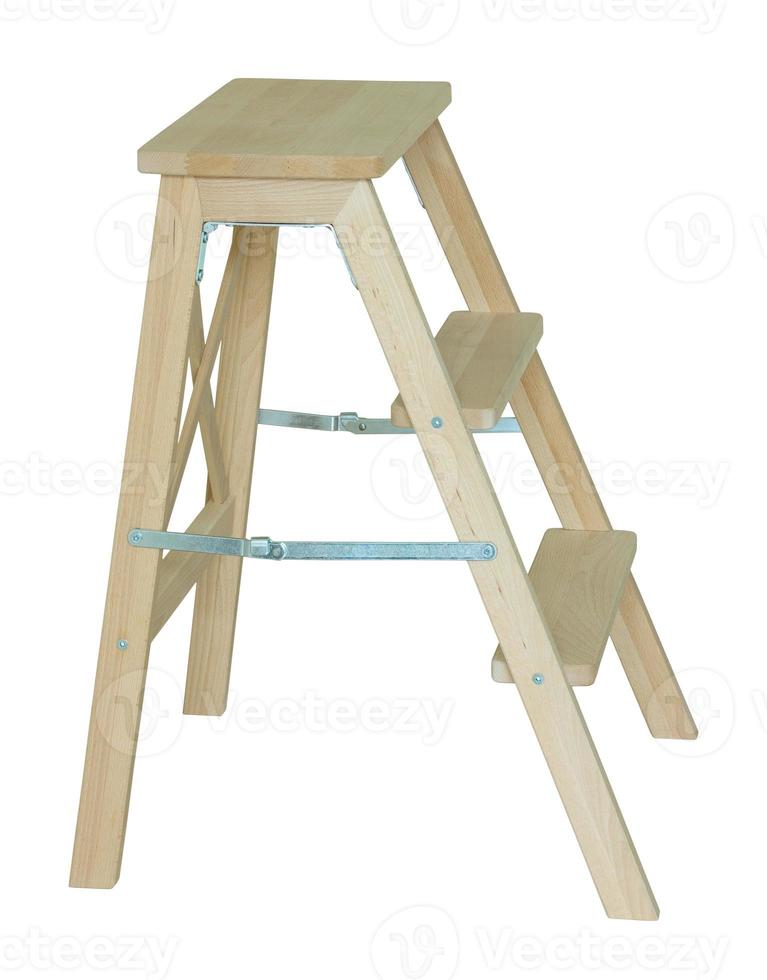 houten ladder geïsoleerd Aan wit foto