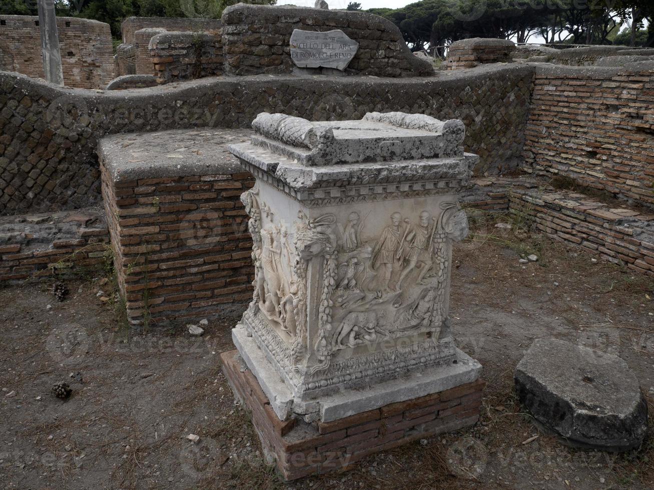 oud oude ostia archeologisch ruïnes foto