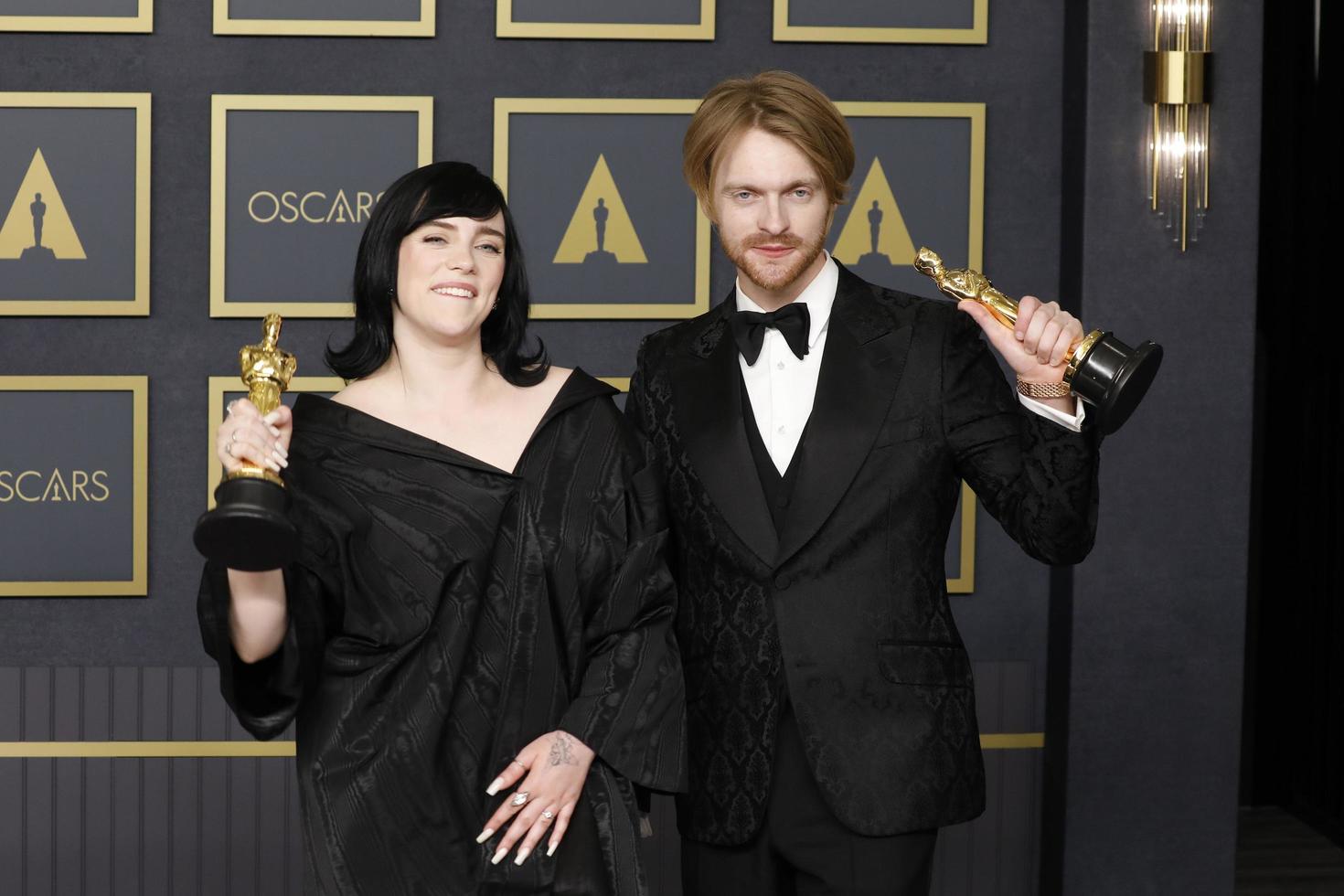 los angeles, 27 maart - billie eilish, finneas oconnell bij de 94th academy awards in dolby theater op 27 maart 2022 in los angeles, ca foto