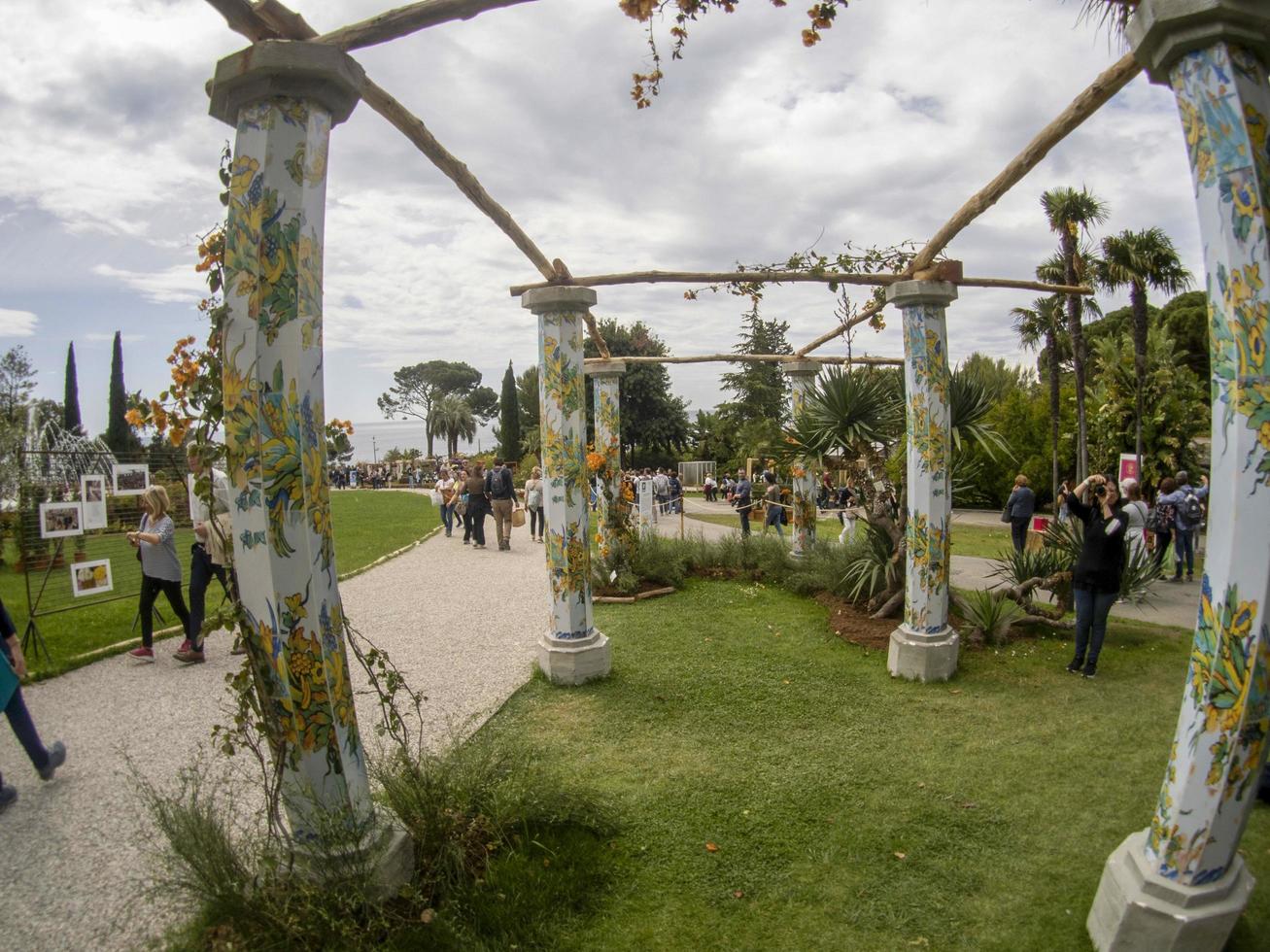 Genua, Italië - mei 7 2022 - euroflora Internationale bloemig expositie foto