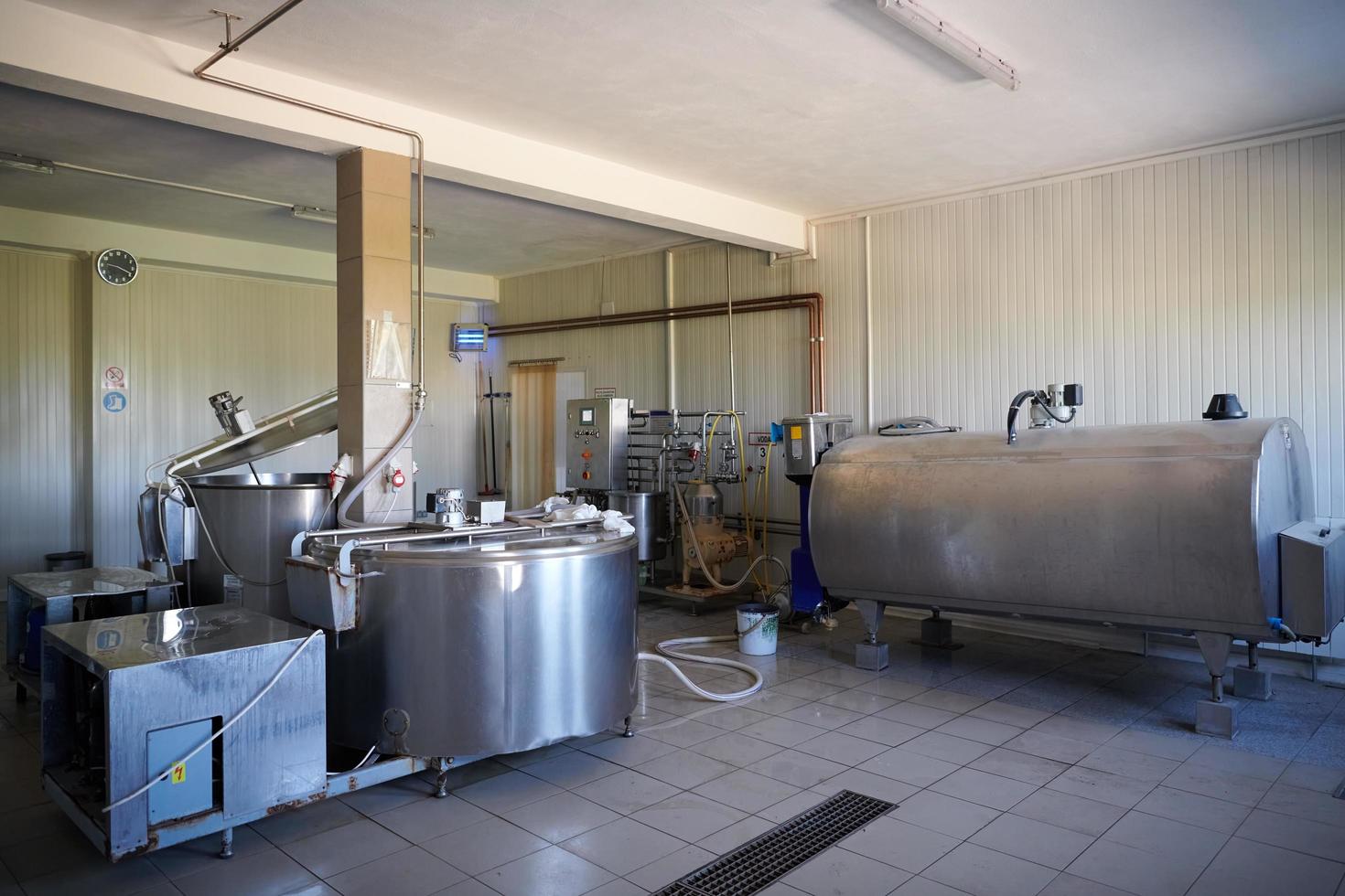 lokaal kaas fabriek productie binnen- foto