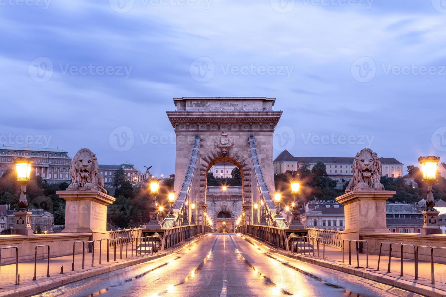 lege kettingbrug Boedapest foto