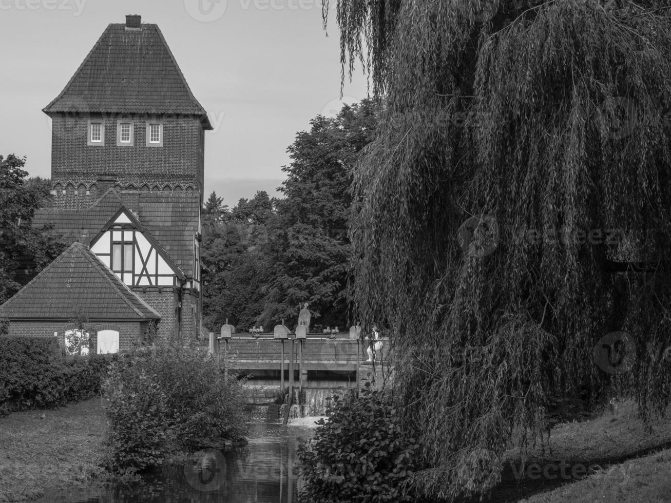 de stad van coesfeld Bij de rivier- berkel in Duitsland foto