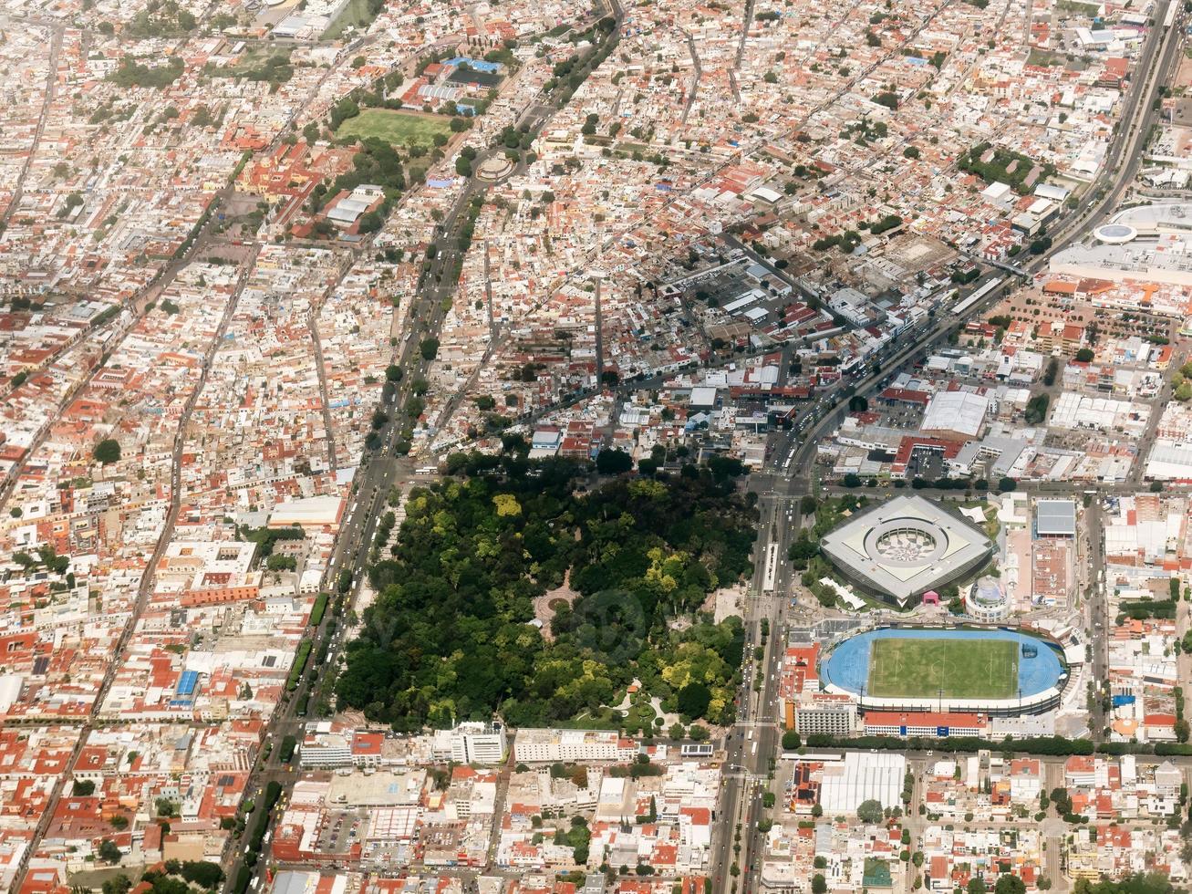 alameda de Santiago de queretaro gezien van bovenstaand met copyspace foto