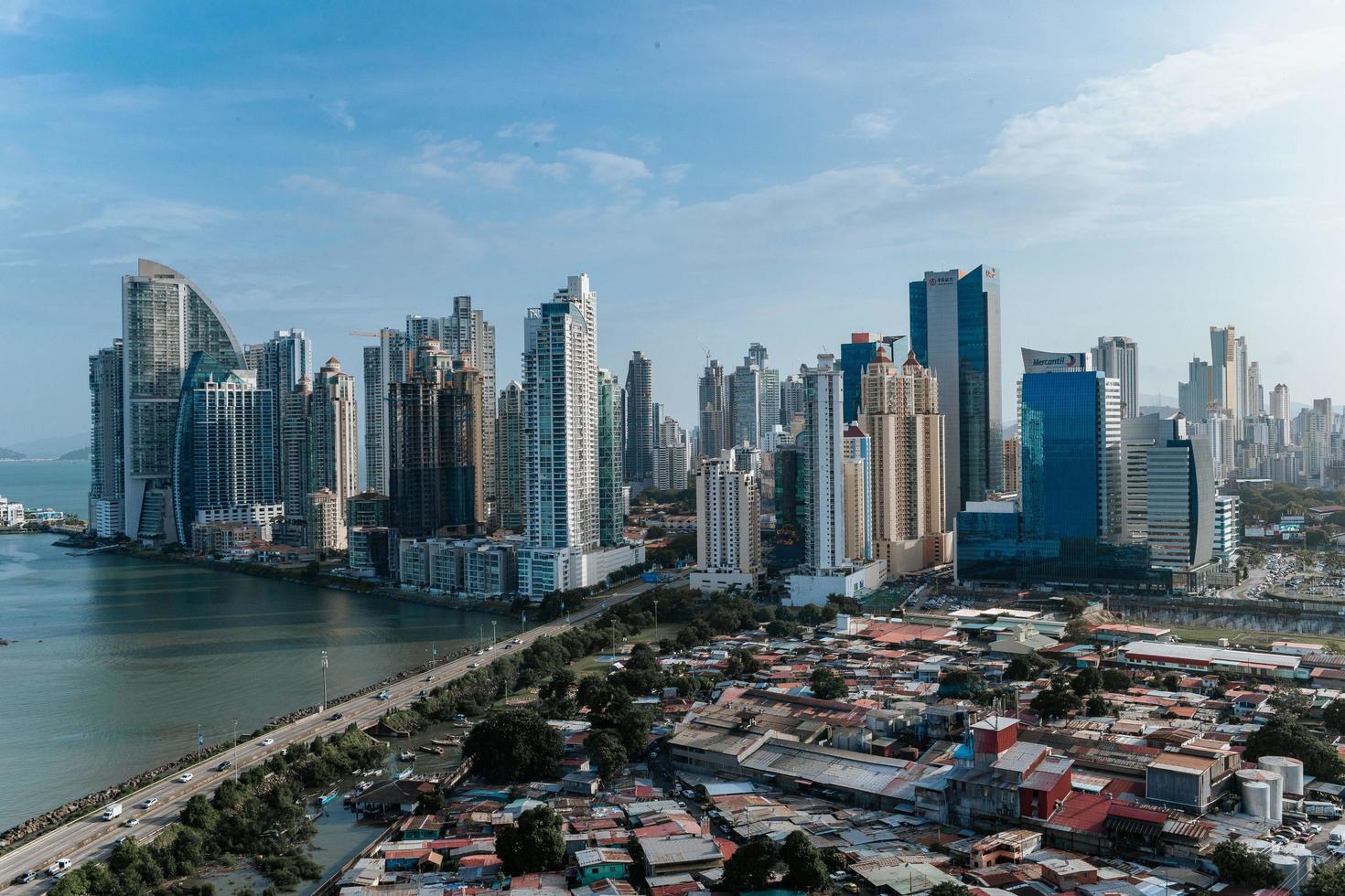 de skyline van de stad van panama foto