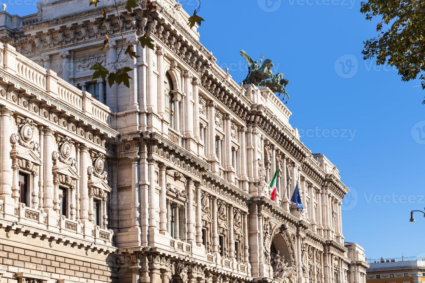 paleis van gerechtigheid in Rome foto