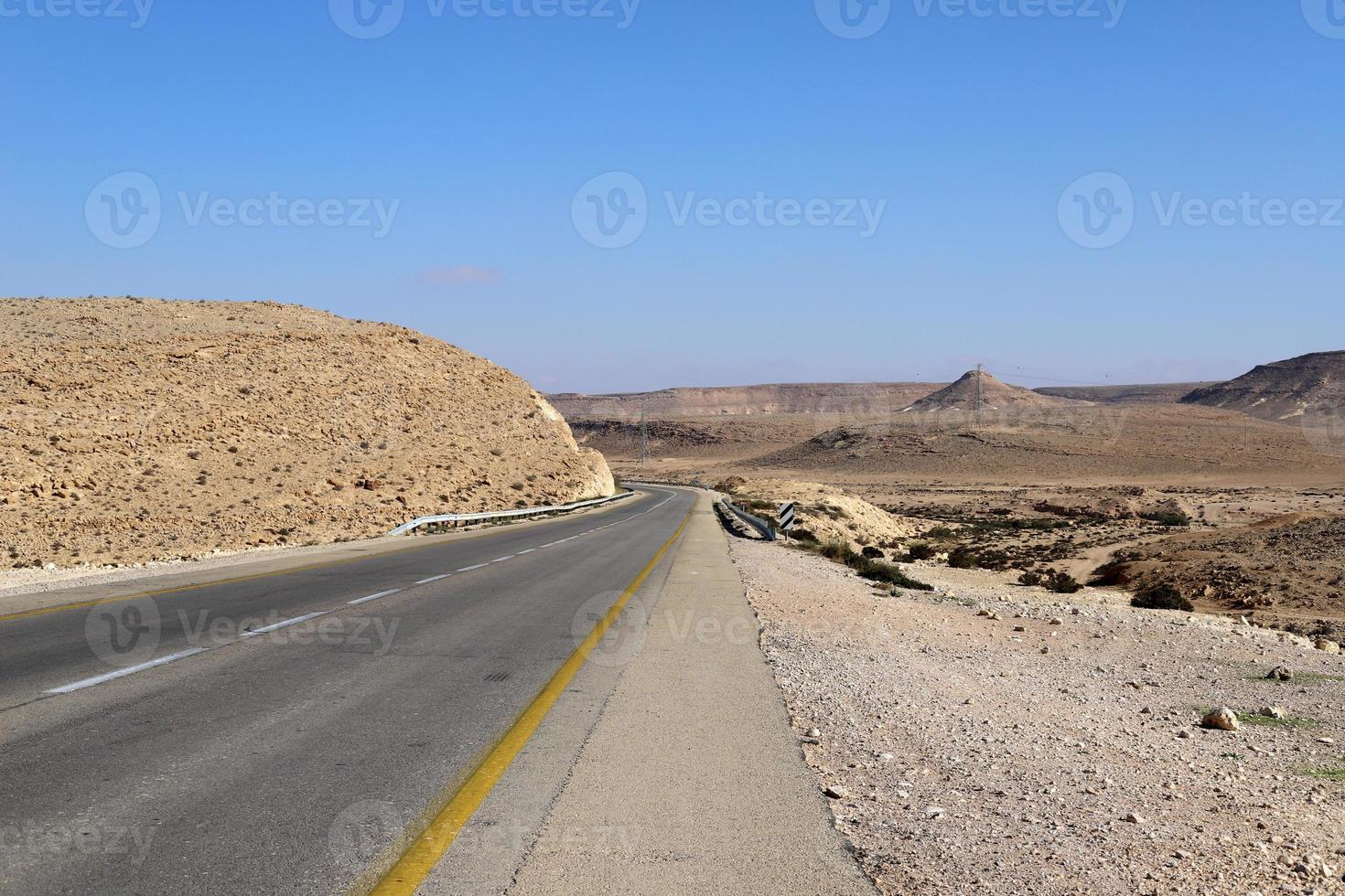 snelweg in Israël van noorden naar zuiden foto