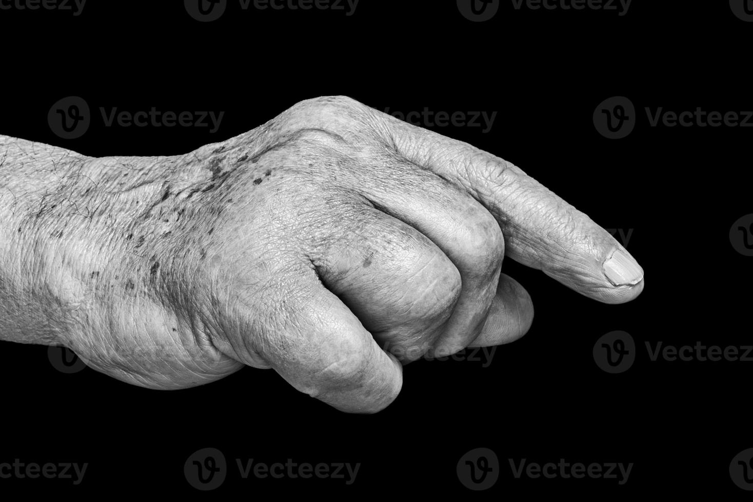 senior handen en vinger foto