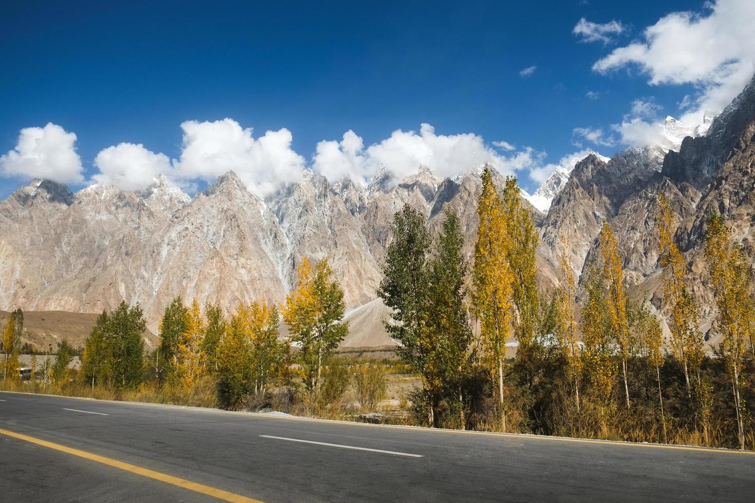 passu kegels in karakoram bereik, pakistan foto