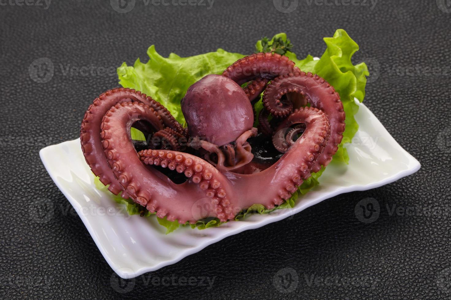 gekookte octopus met kruiden foto