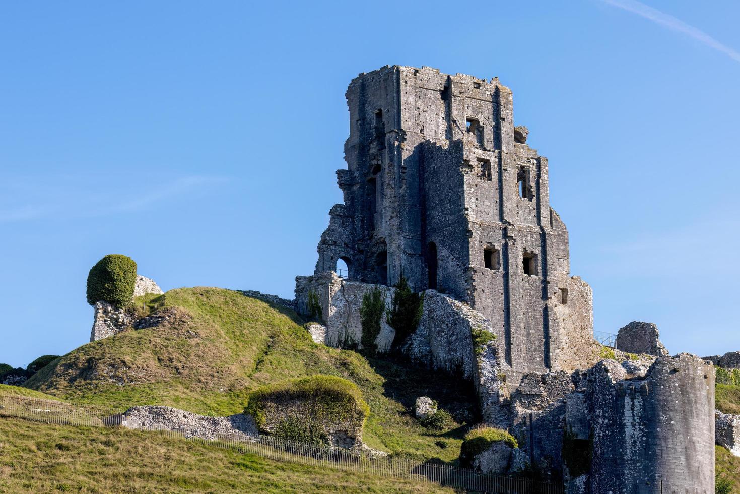 corfe, dorset, uk - september 21. visie van corfe kasteel ruïnes in corfe, dorset Aan september 21, 2022 foto