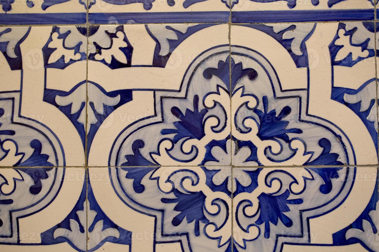 detail van portugese tegels foto