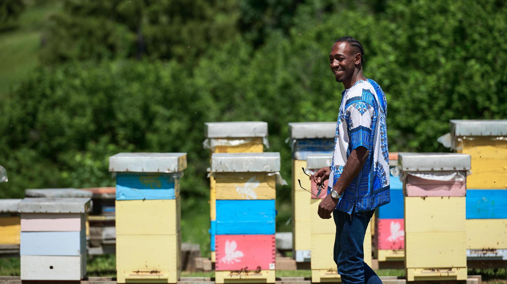 Afrikaanse imker lokaal zwart honing producent foto