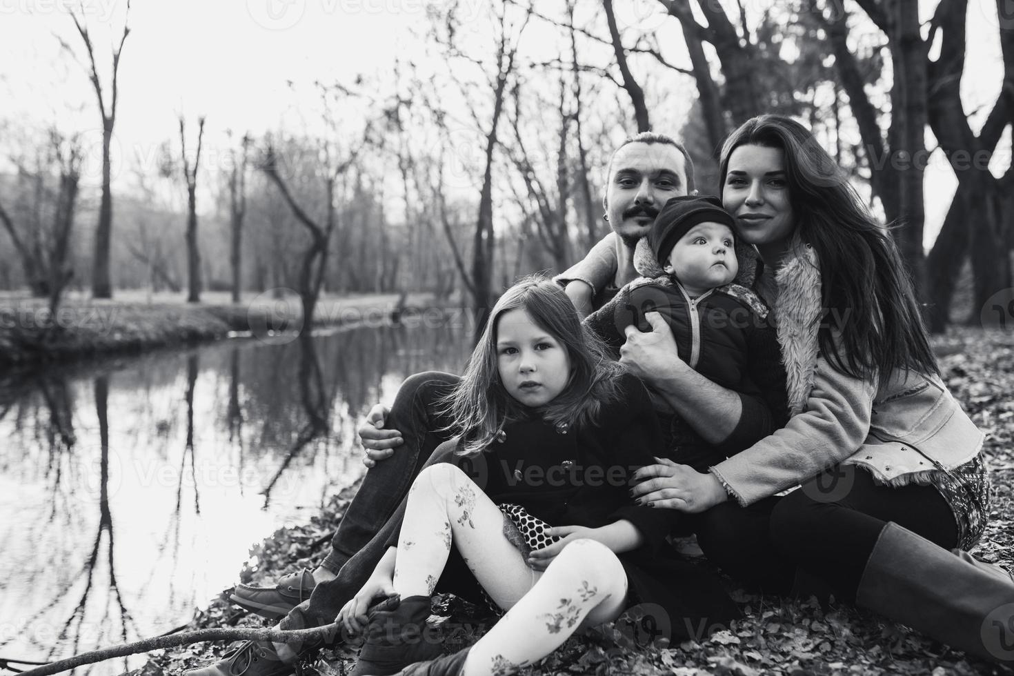 familie buitenshuis portret foto