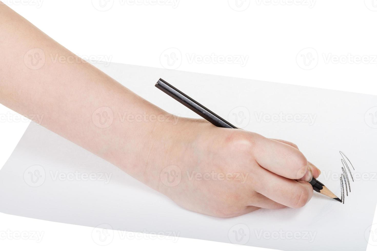 hand- schrijft door zwart potlood Aan vel van papier foto