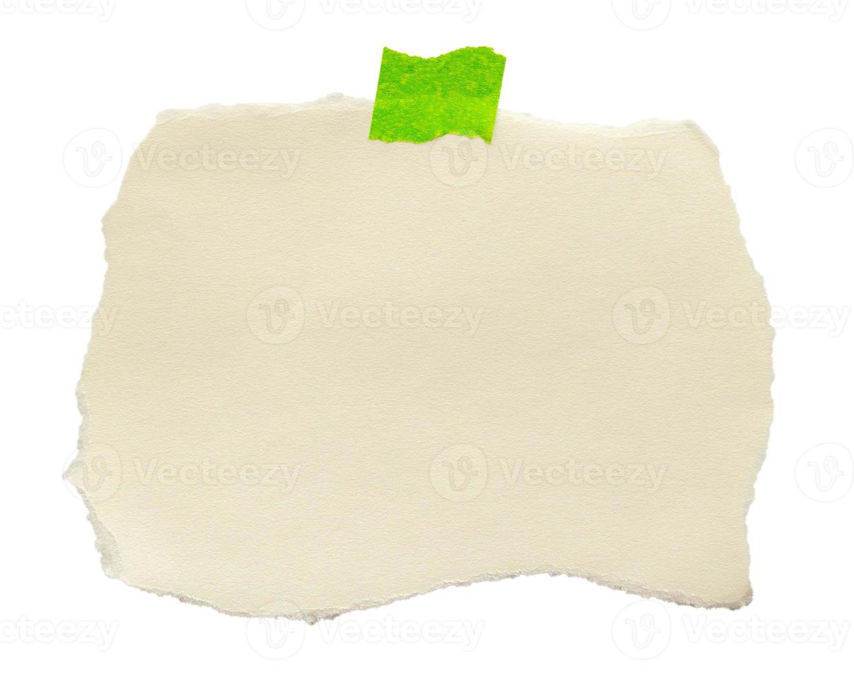 blanco Notitie papier met Zelfklevend plakband geïsoleerd Aan wit achtergrond foto
