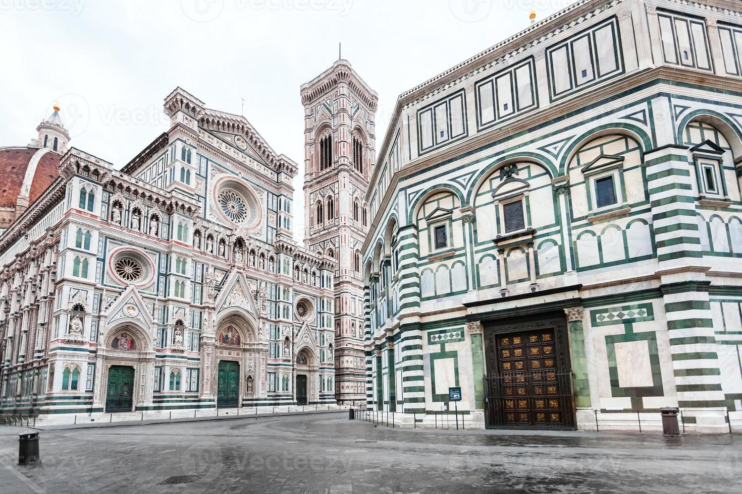 doopkapel en Florence kathedraal n ochtend- foto