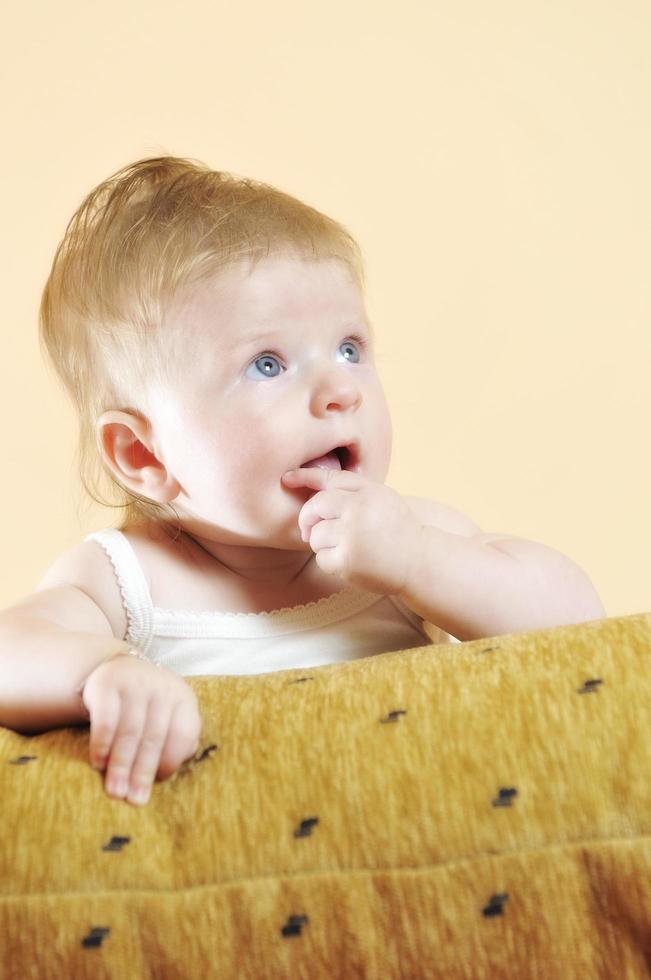 schattig weinig baby detailopname portret foto