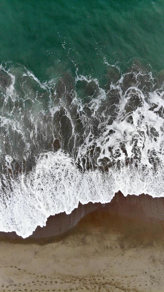 luchtfoto van een strand foto